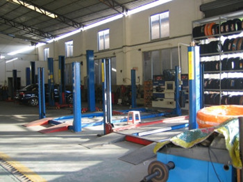唐山精工汽修美容裝具學校開設哪些專業(yè)？
