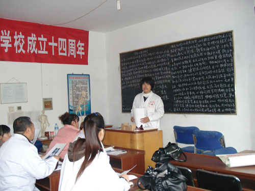 唐山哪里能學(xué)正骨技術(shù)？學(xué)校怎么樣？