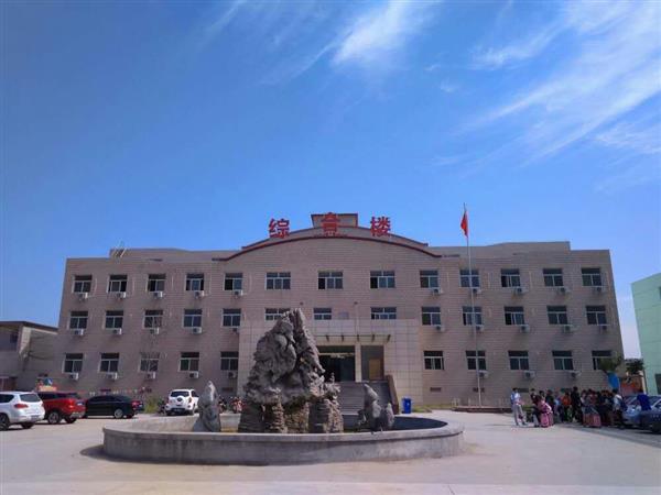 保定華中高級技工學(xué)校怎么樣？