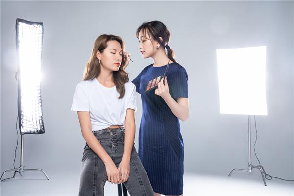 淄博哪里可以學(xué)習(xí)化妝？