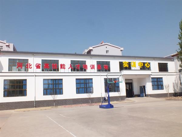 張家口裝備制造技工學(xué)校值得選擇嗎？