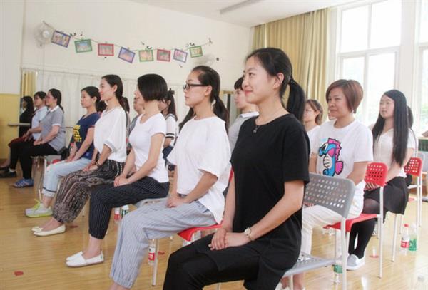 濰坊幼師學(xué)校哪個好？