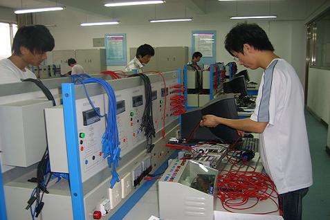 煙臺(tái)機(jī)電學(xué)校有哪些？
