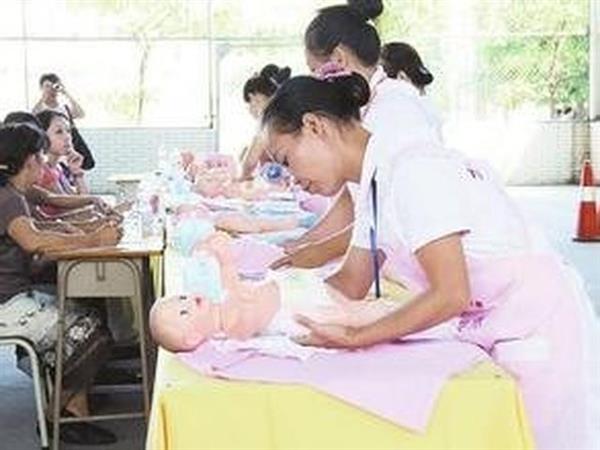 在菏澤市東華職業(yè)培訓(xùn)學(xué)校學(xué)習(xí)家政護(hù)理專業(yè)靠譜嗎？