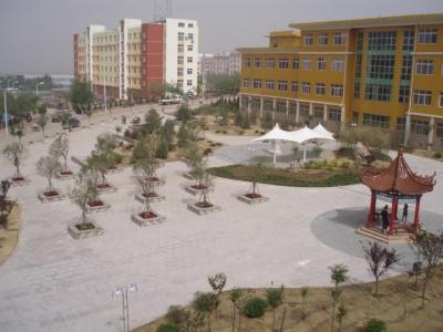 青島求實職業(yè)技術(shù)學(xué)院設(shè)施完善嗎？就業(yè)有保障嗎？