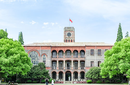 張家口新世紀職業(yè)學校有什么特點？為什么要選擇這家學校？