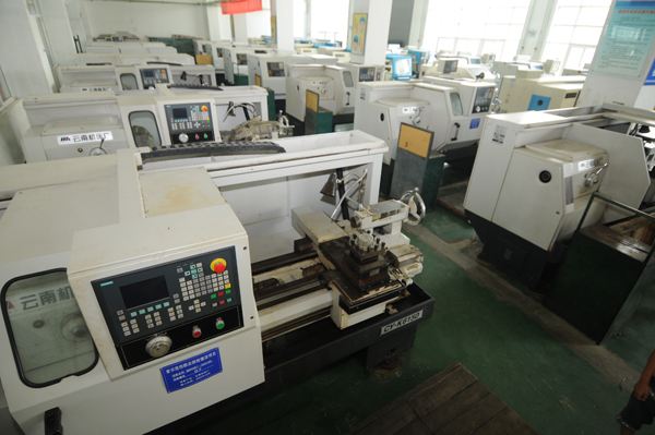 石家莊科技工程職業(yè)學(xué)院兩大市重點(diǎn)專(zhuān)業(yè)都在這里！