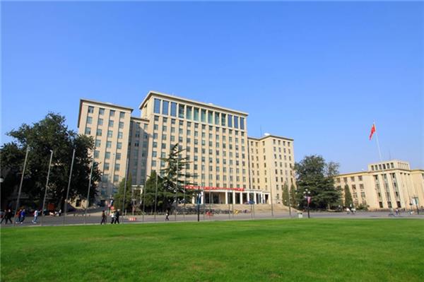 為什么選擇泰安市華魯勞動(dòng)職業(yè)培訓(xùn)學(xué)校？