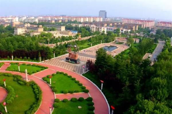 秦皇島渤?？萍贾械葘I(yè)學(xué)校