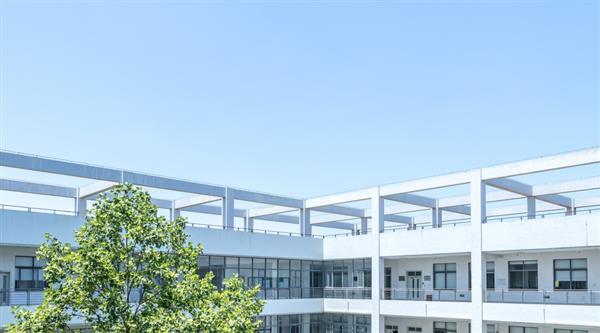 學(xué)歷+技能雙保障？保定新興工業(yè)技工學(xué)校歡迎你！
